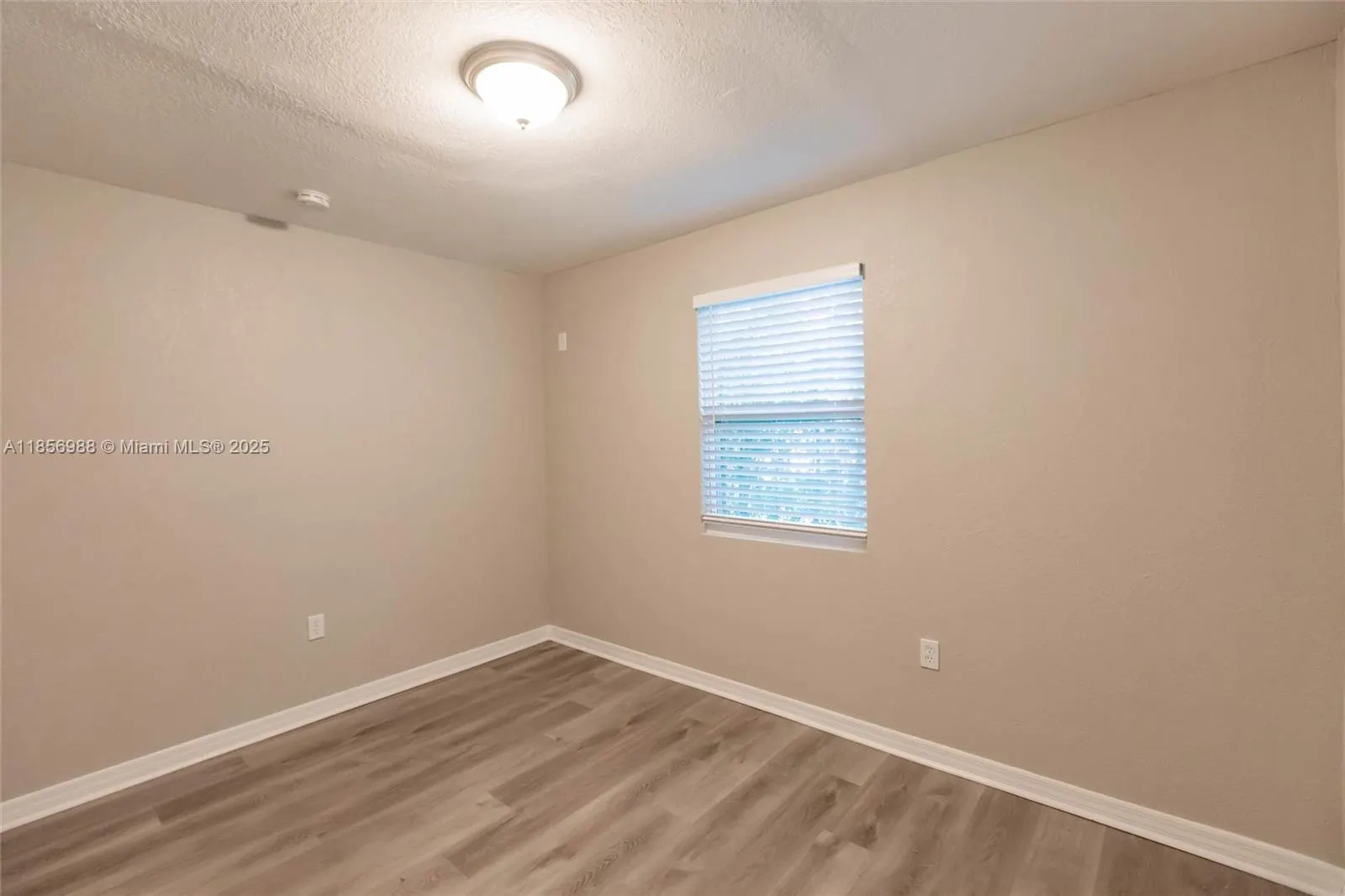 7603 Penny Ln