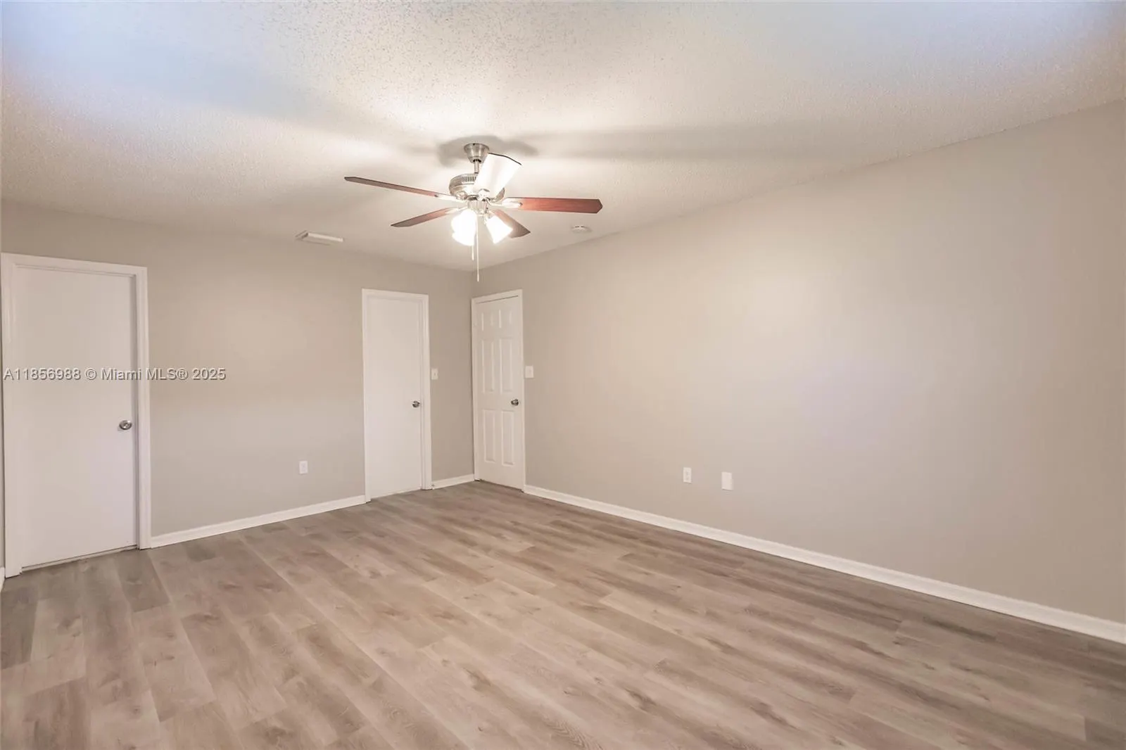 7603 Penny Ln