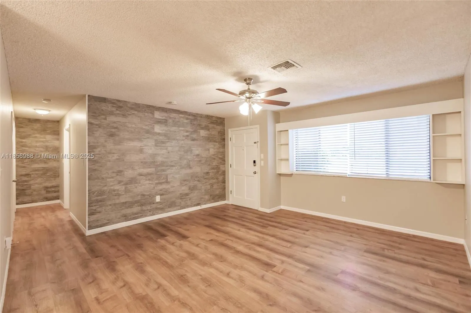 7603 Penny Ln