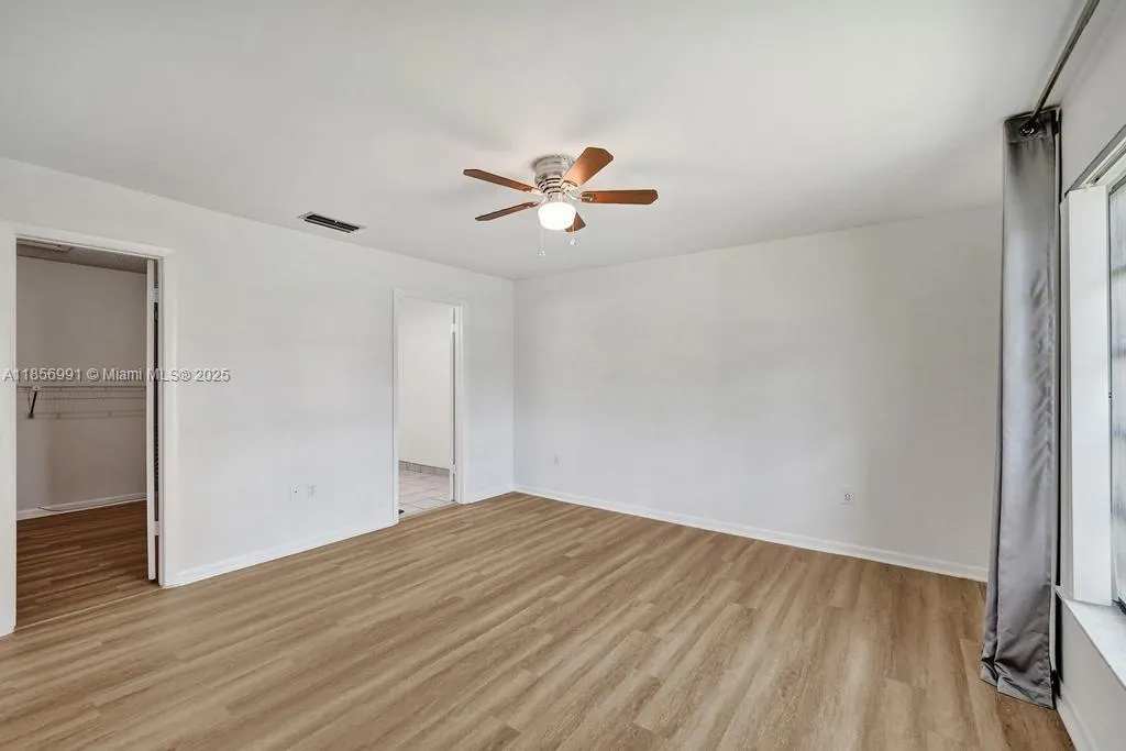9540 Sevilla Ln