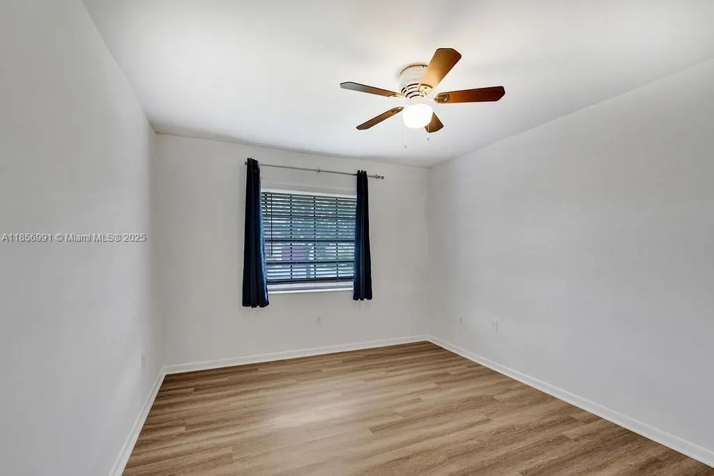 9540 Sevilla Ln
