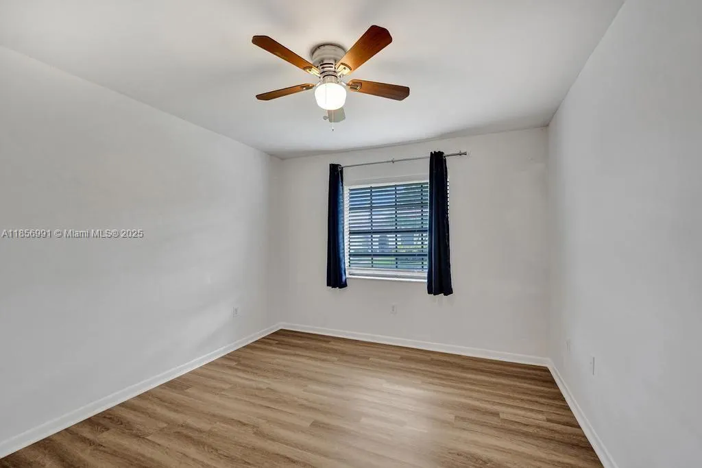 9540 Sevilla Ln