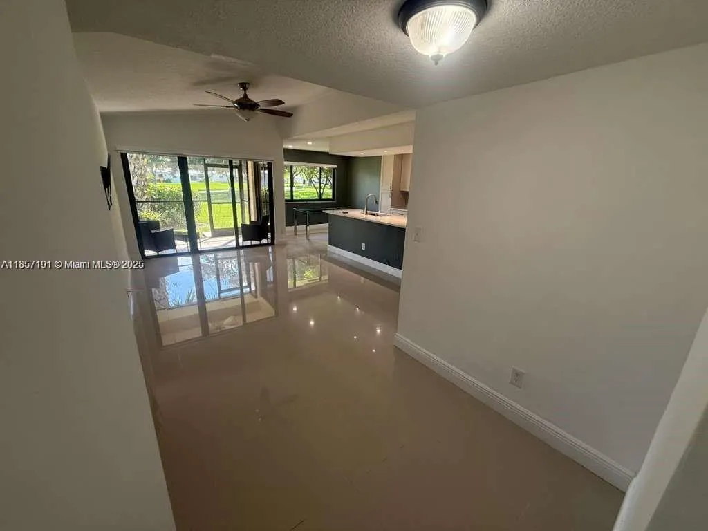 8148 NW 17th, #8148