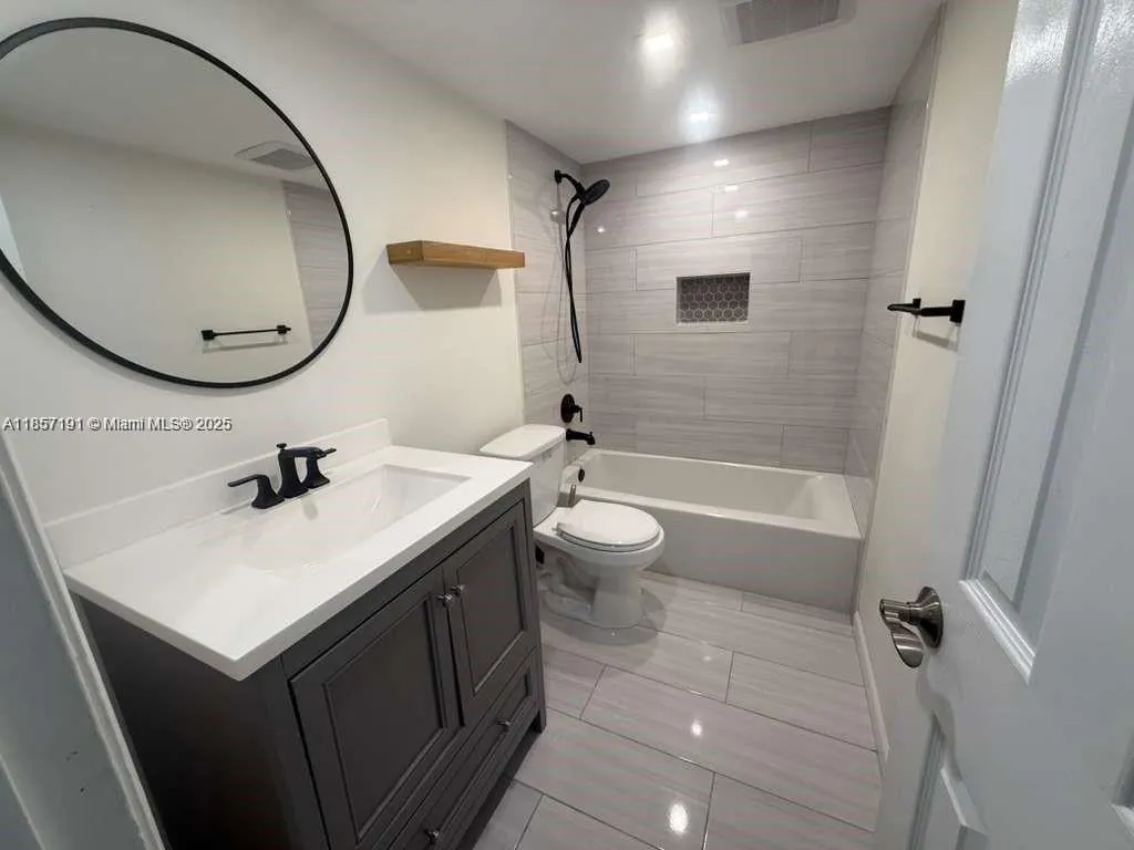 8148 NW 17th Mnr, #8148
