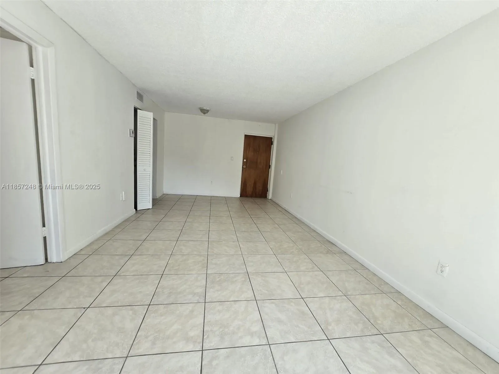 2920 SW 28th Ter, #302
