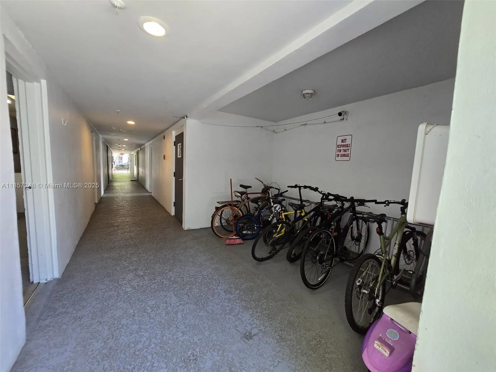 2920 SW 28th Ter, #302