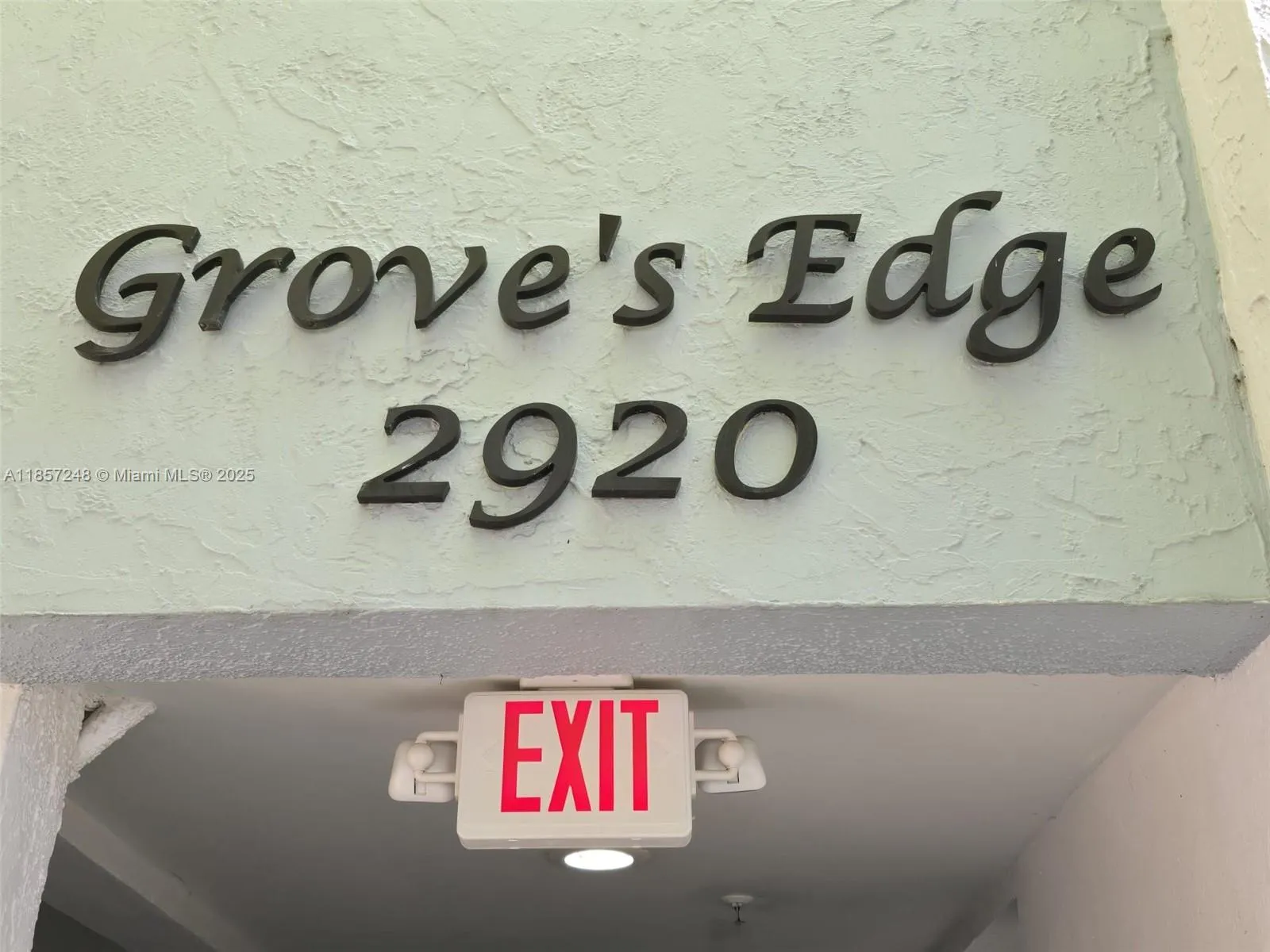 2920 SW 28th Ter, #302