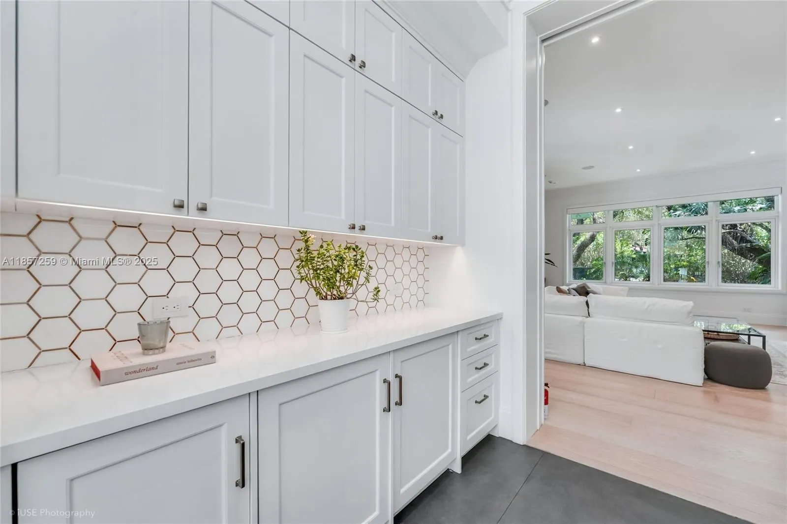 5501 Snapper Creek Rd