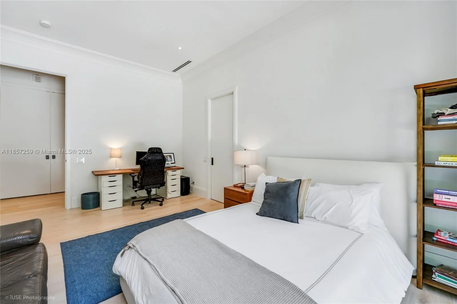 5501 Snapper Creek Rd