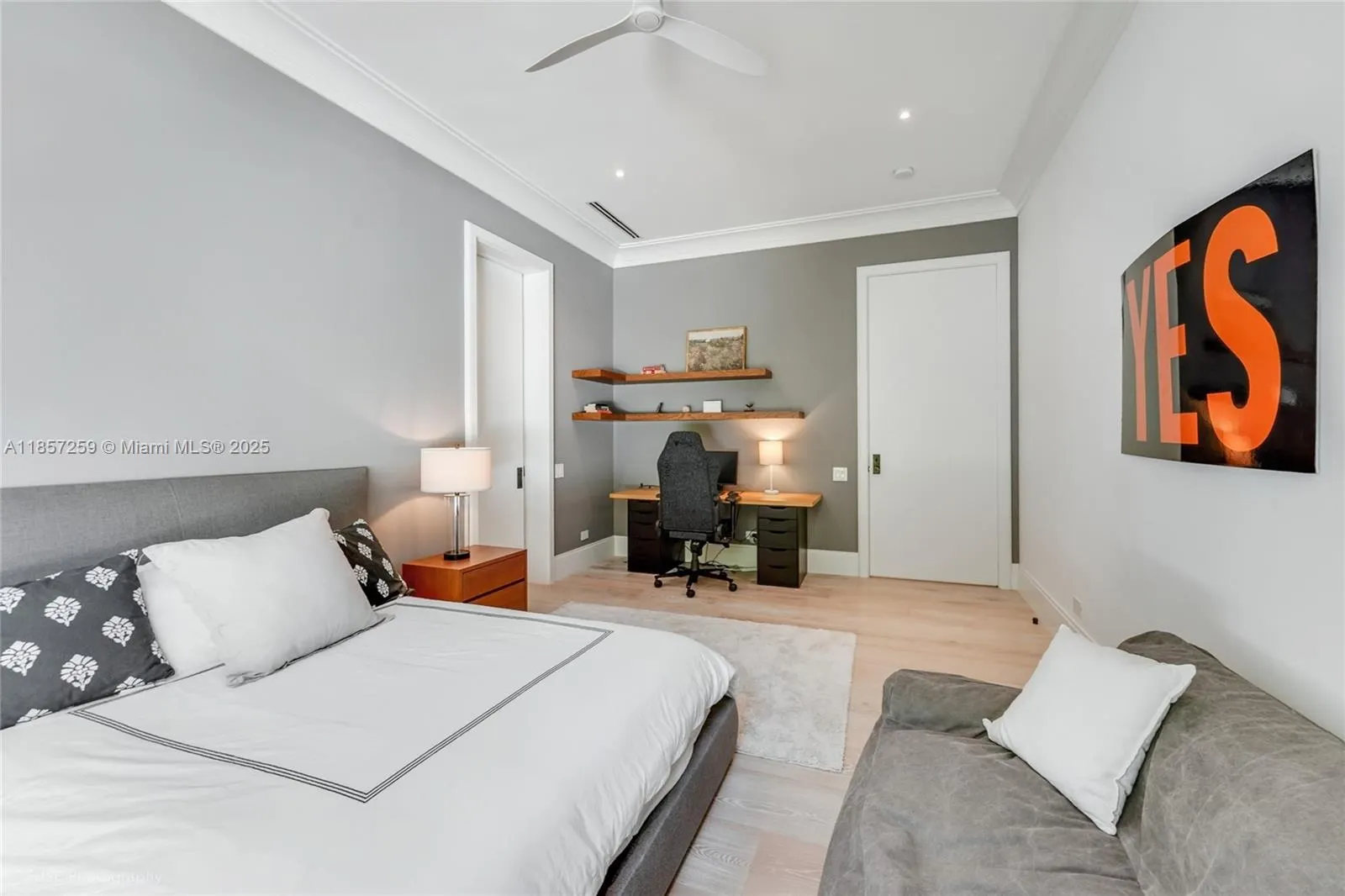 5501 Snapper Creek Rd