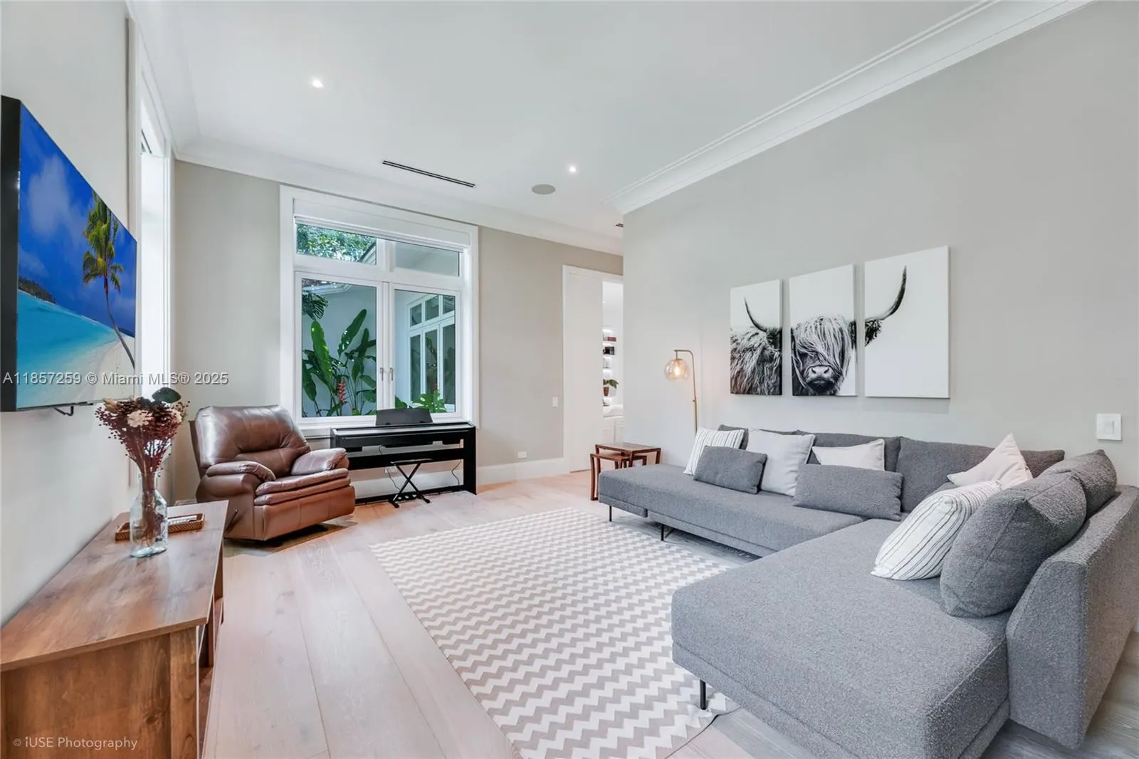 5501 Snapper Creek Rd