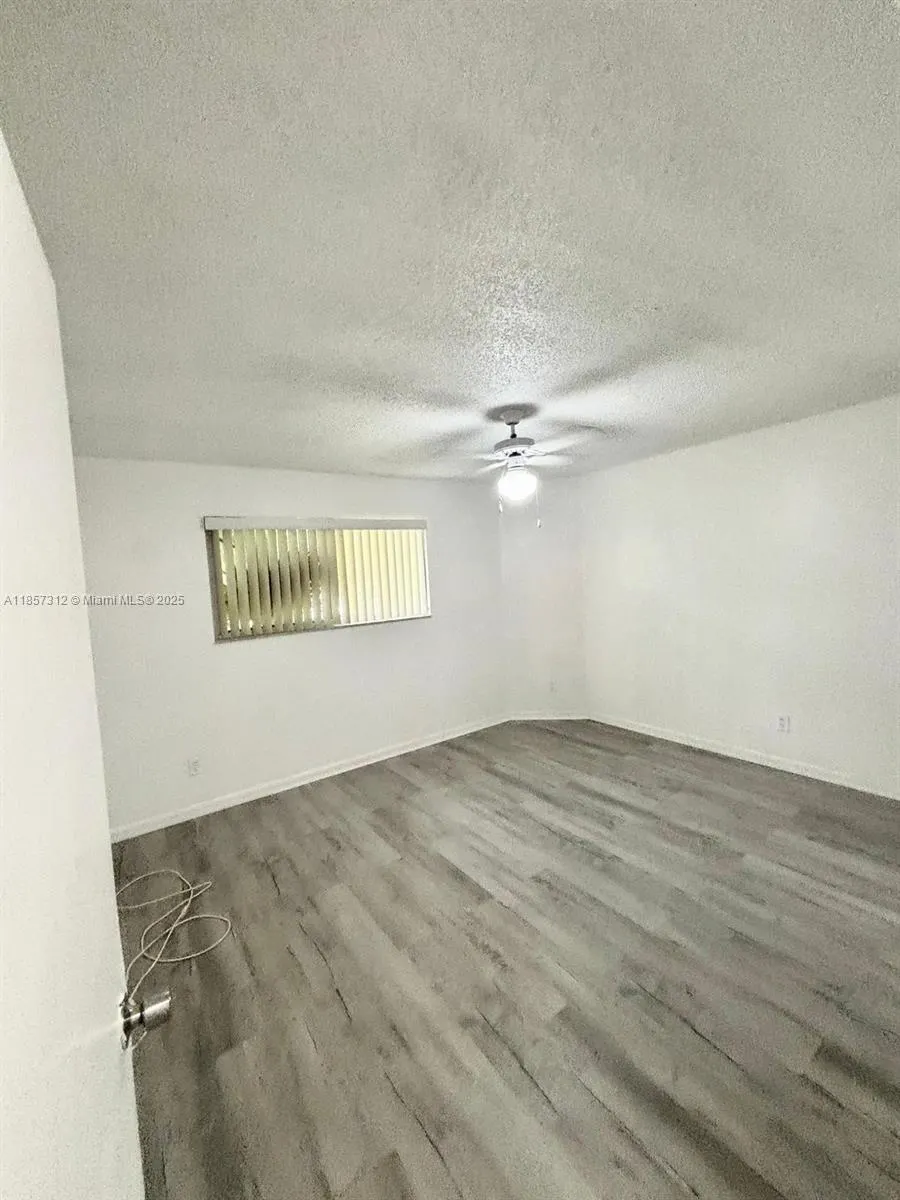 3469 NW 44th St, #106