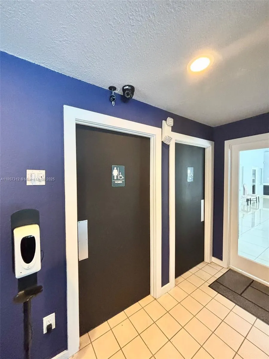 3469 NW 44th St, #106