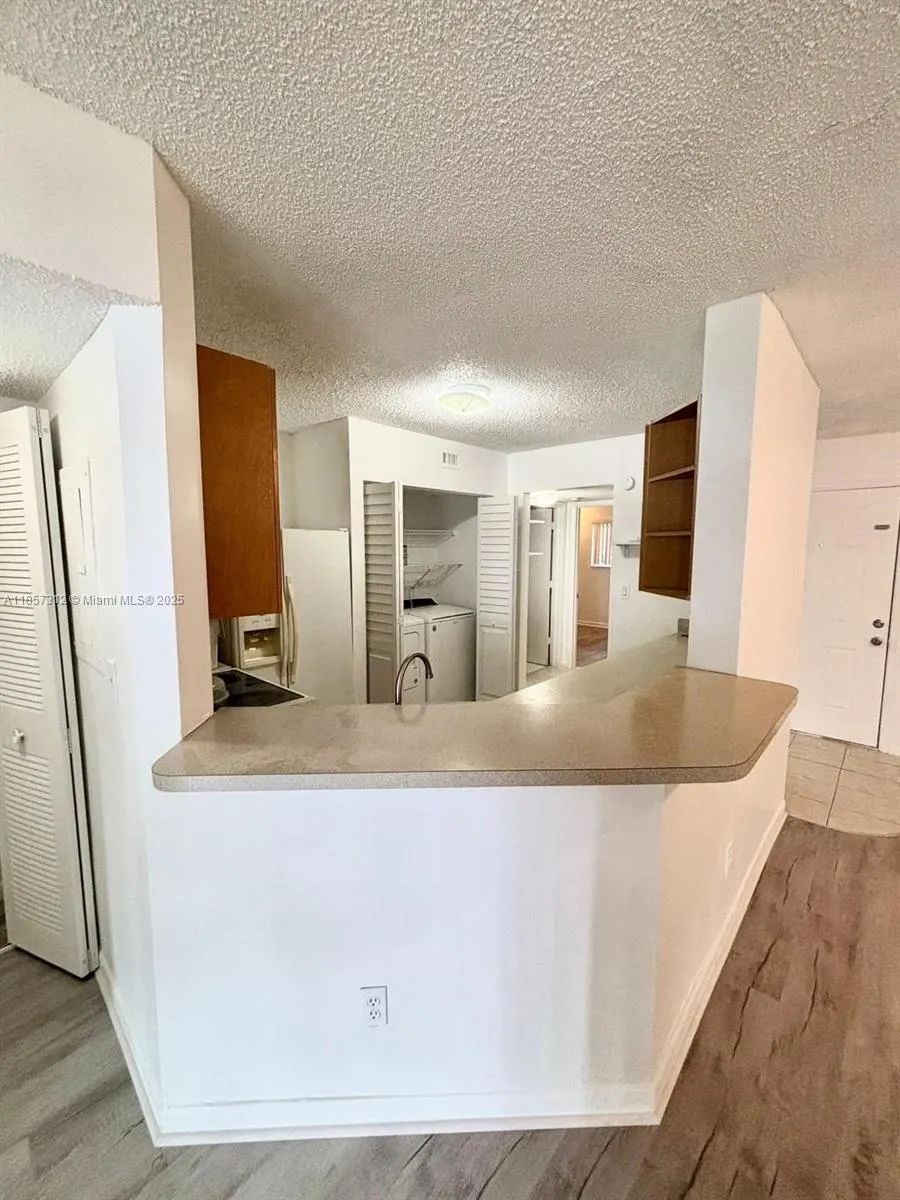 3469 NW 44th St, #106