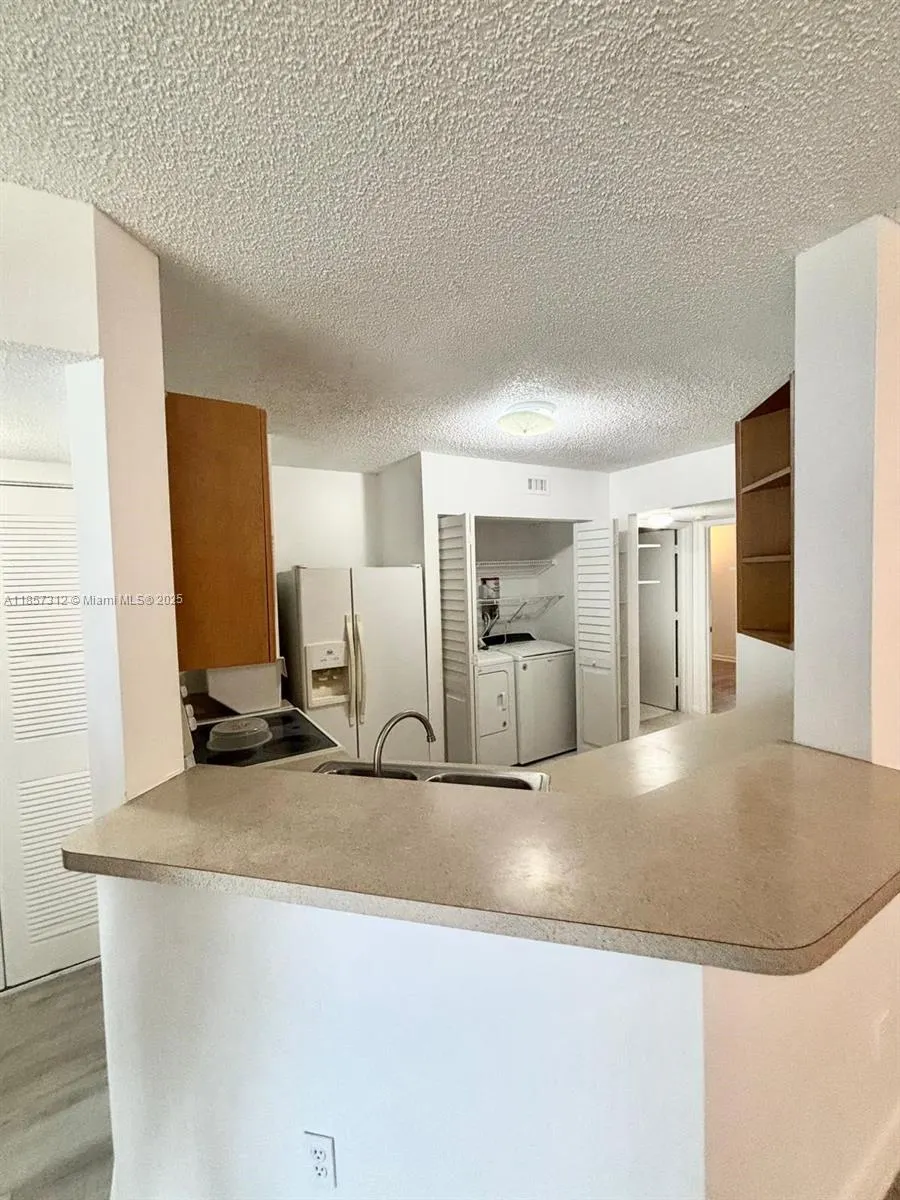 3469 NW 44th St, #106
