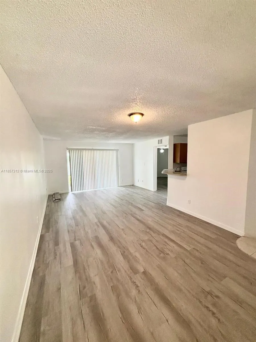 3469 NW 44th St, #106