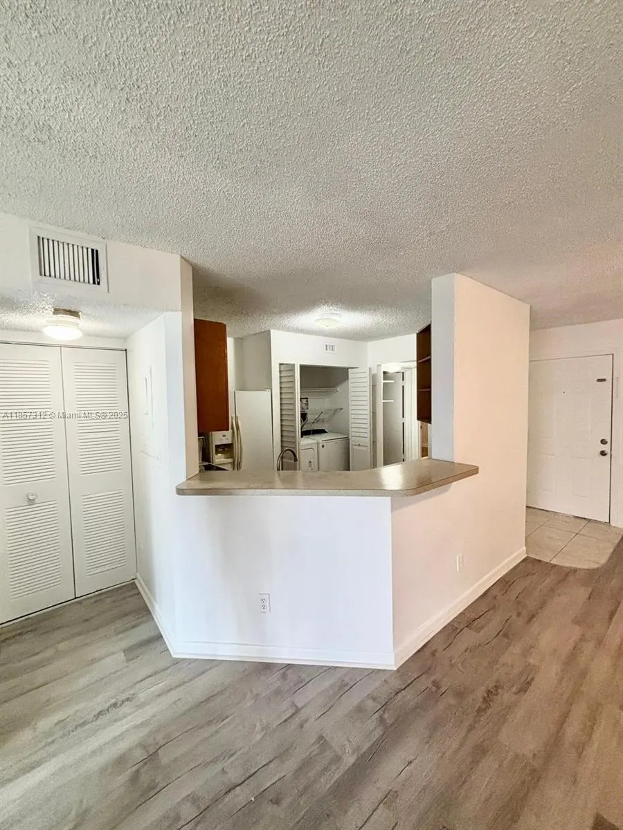 3469 NW 44th St, #106