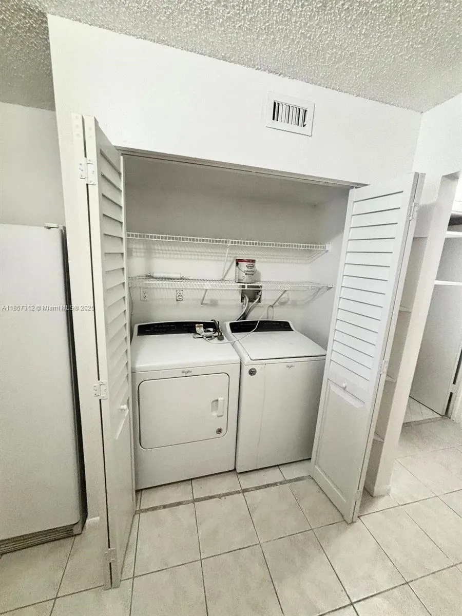 3469 NW 44th St, #106