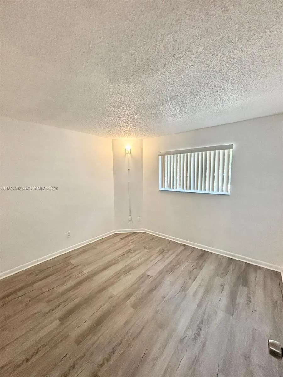 3469 NW 44th St, #106