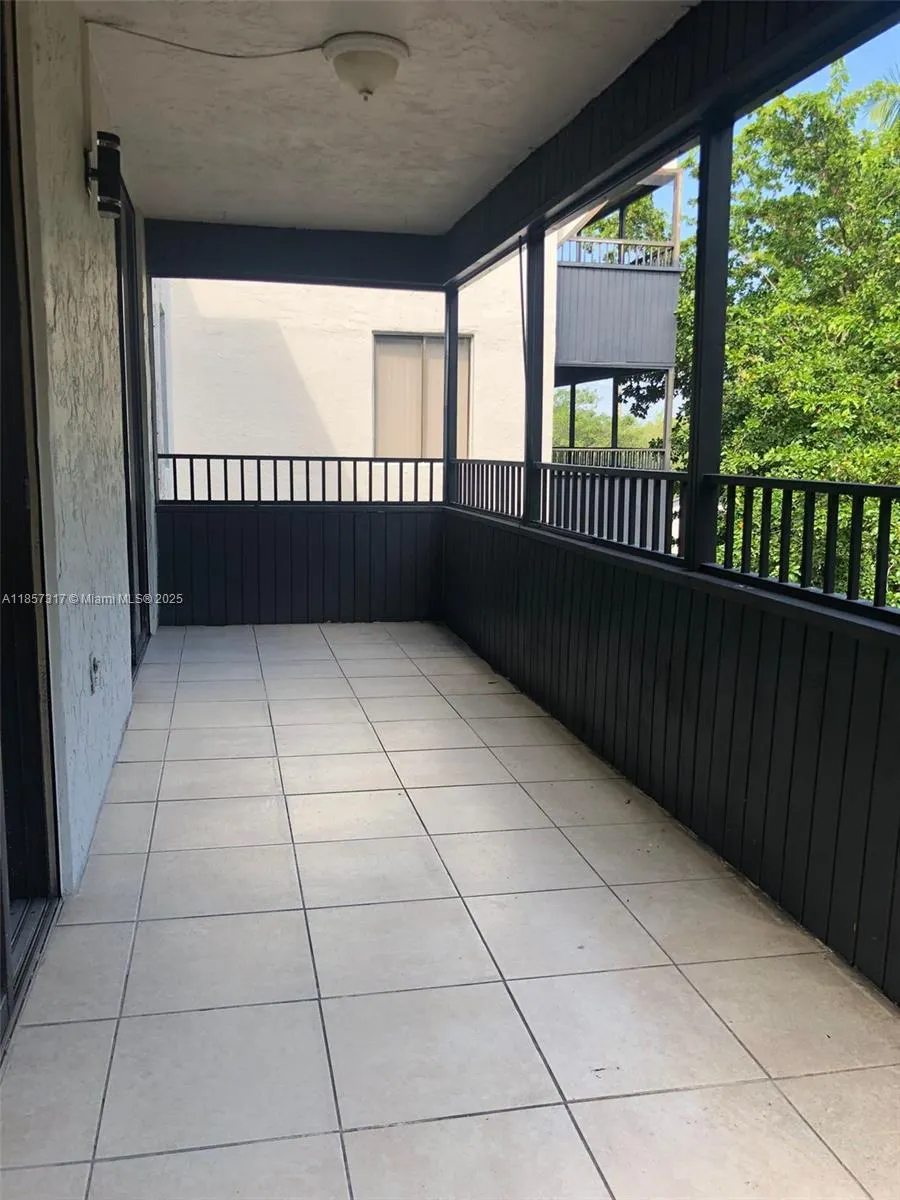 16220 NW 2nd Ave, #410