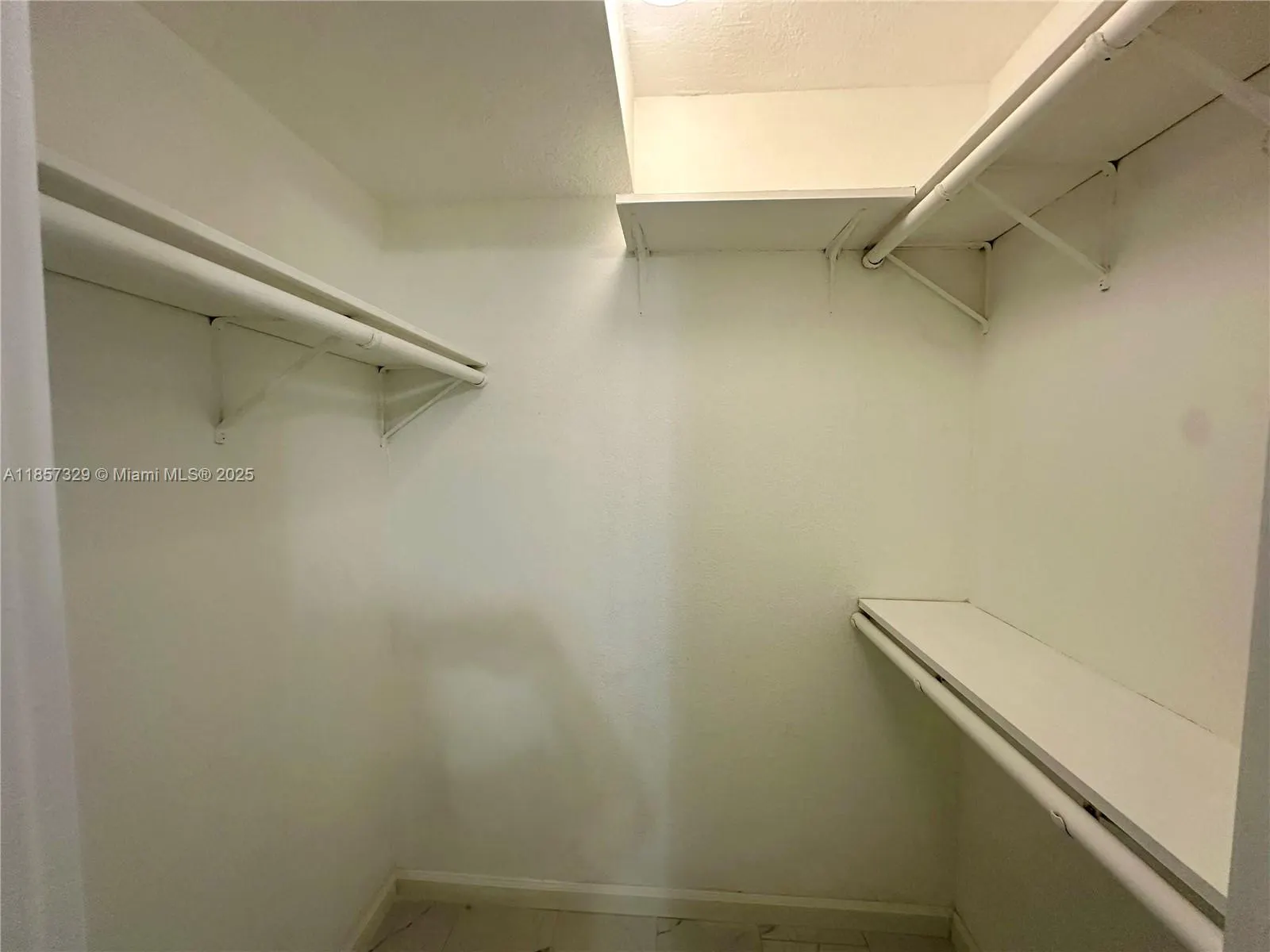 15600 NW 7th Ave, #218