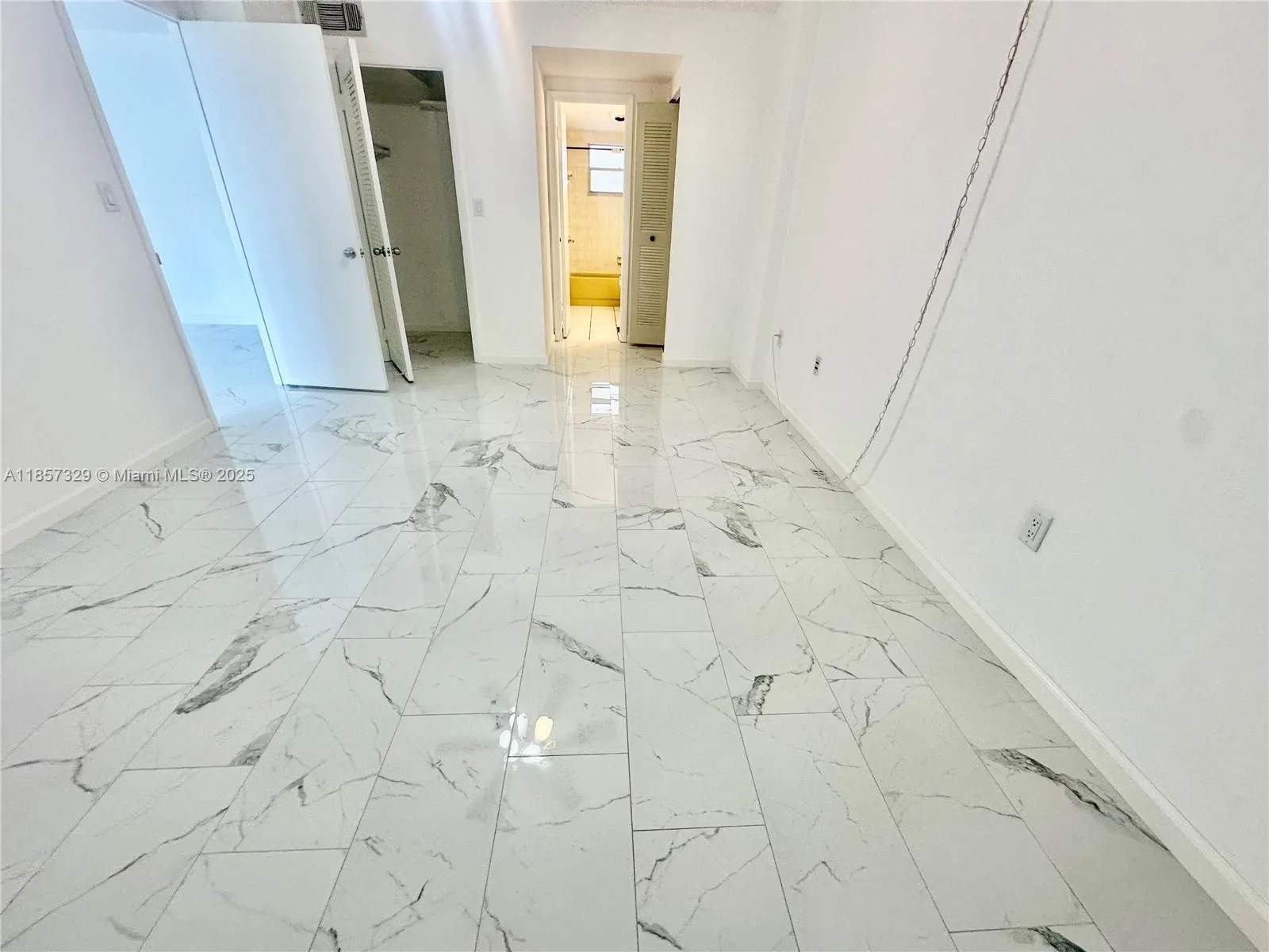 15600 NW 7th Ave, #218