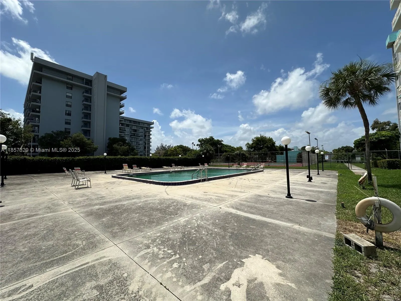 15600 NW 7th Ave, #218