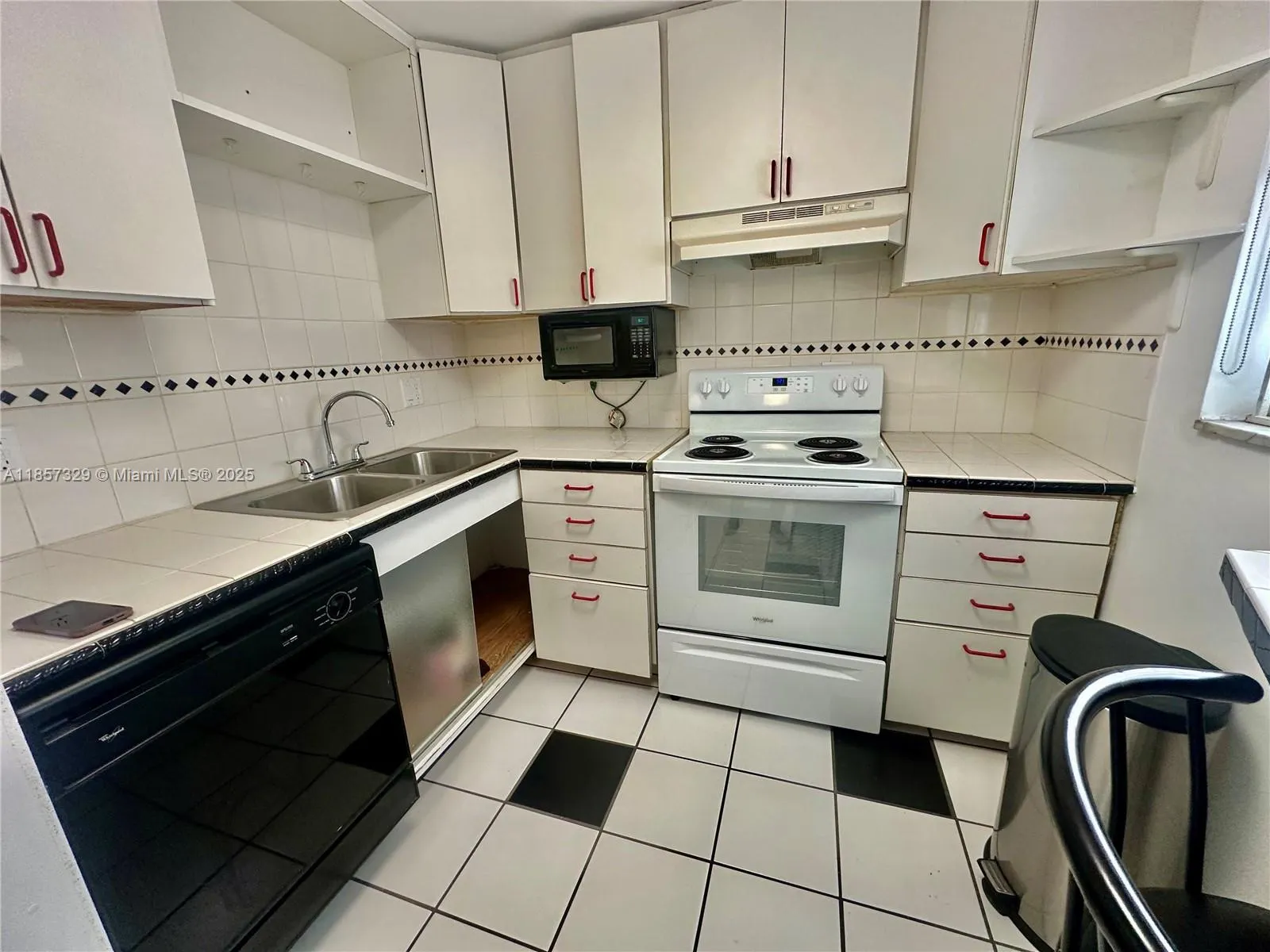 15600 NW 7th Ave, #218
