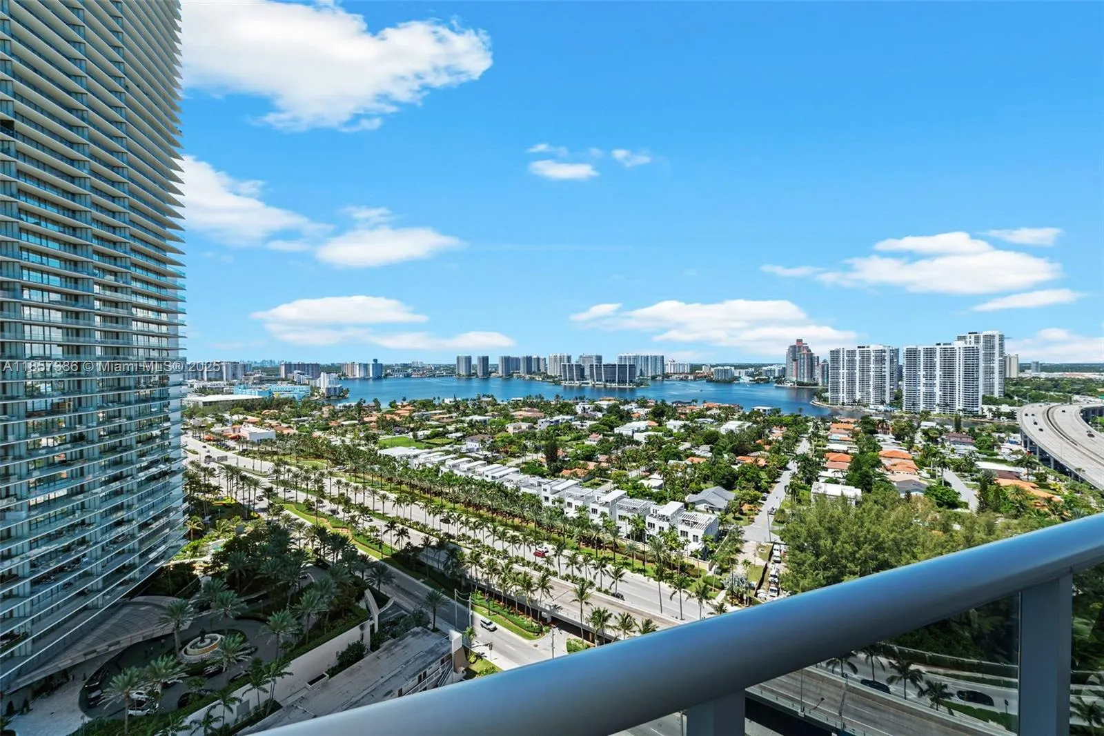19111 Collins Ave, #2207