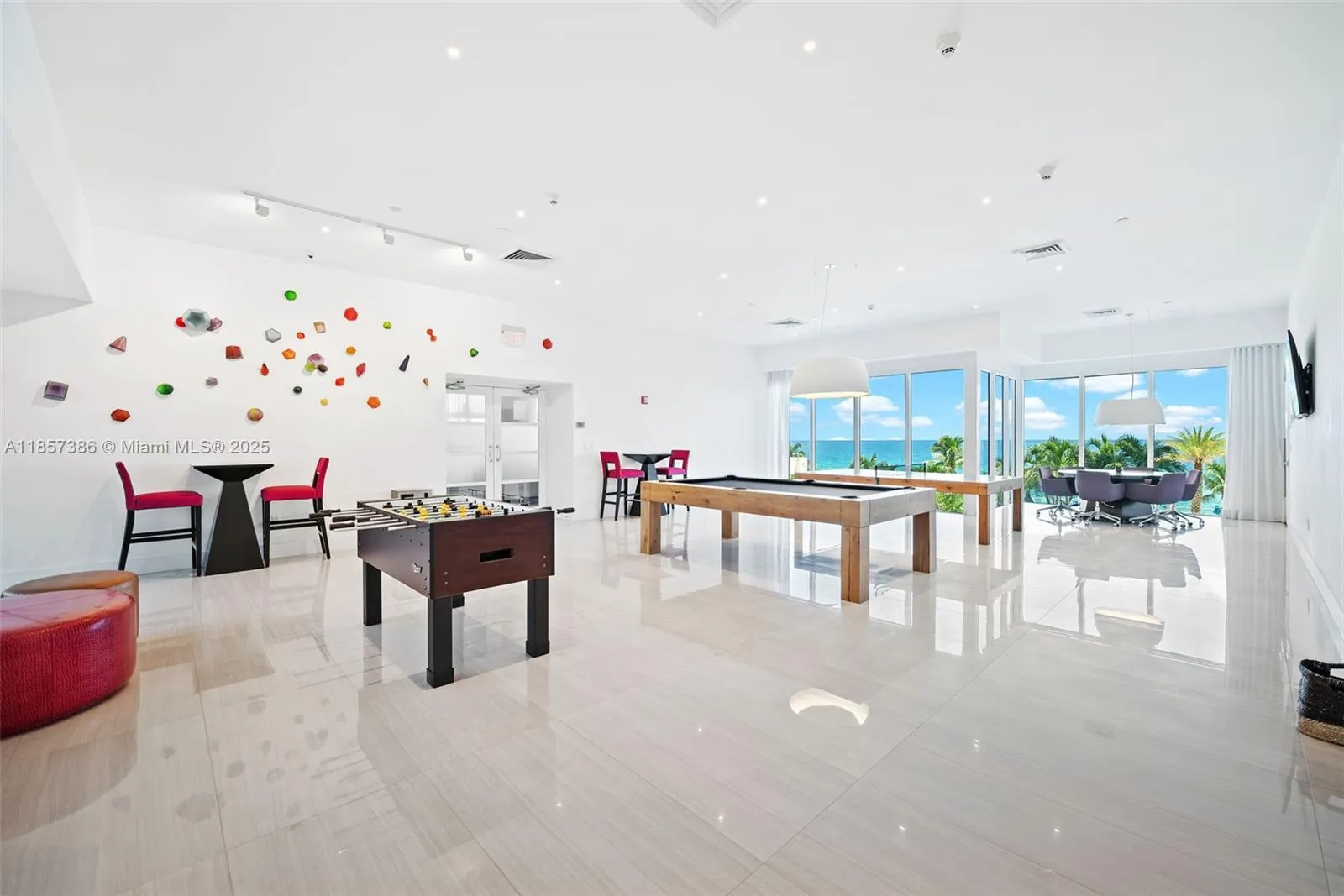 19111 Collins Ave, #2207