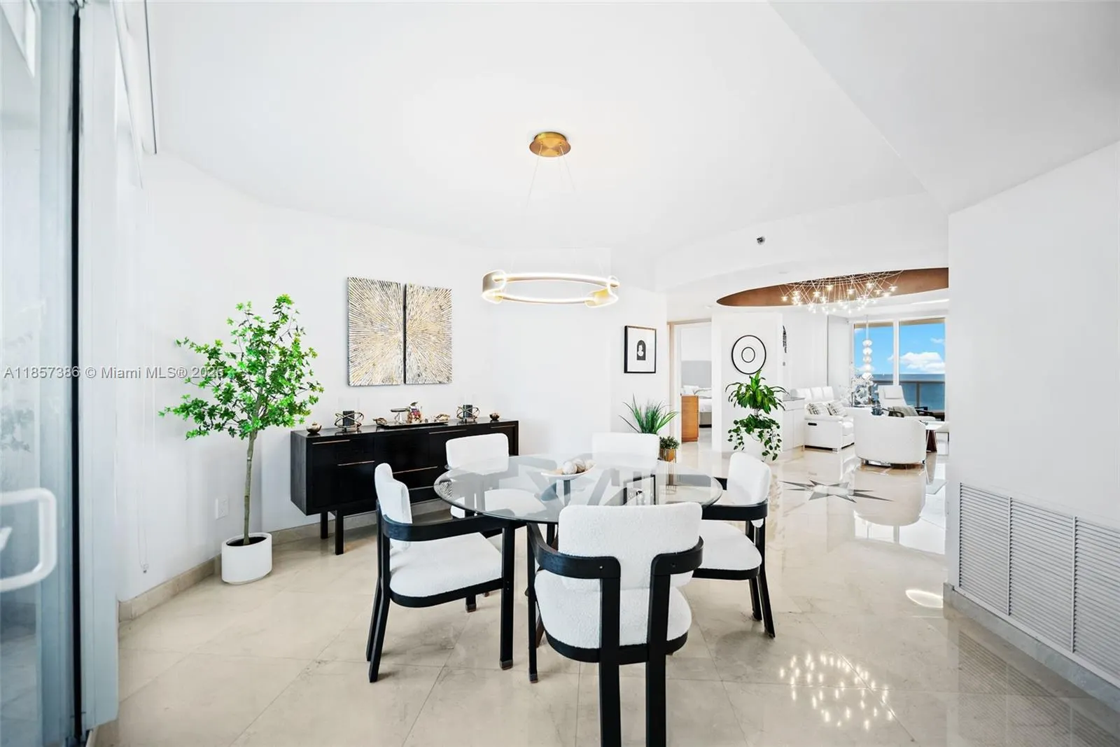 19111 Collins Ave, #2207