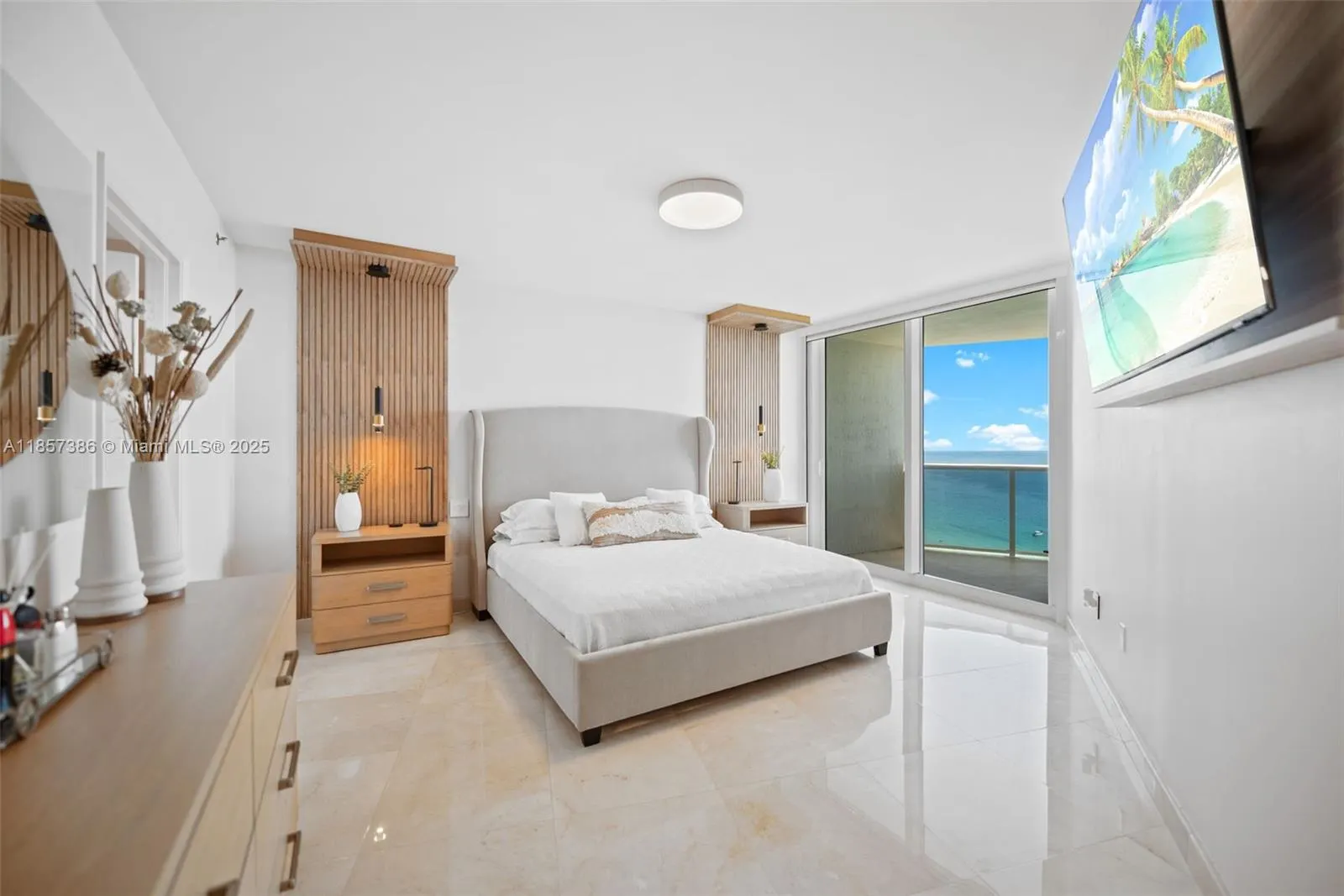 19111 Collins Ave, #2207