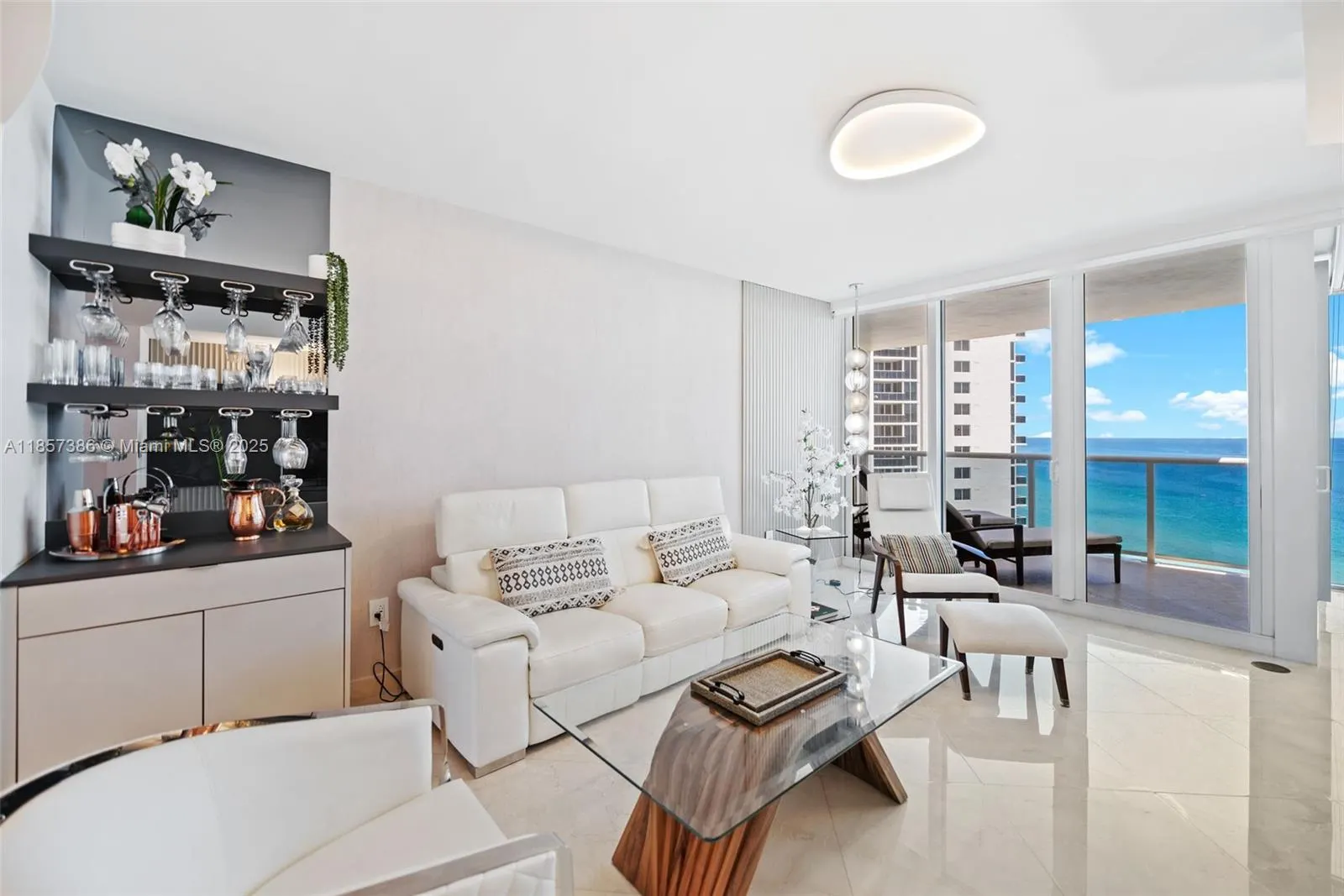 19111 Collins Ave, #2207