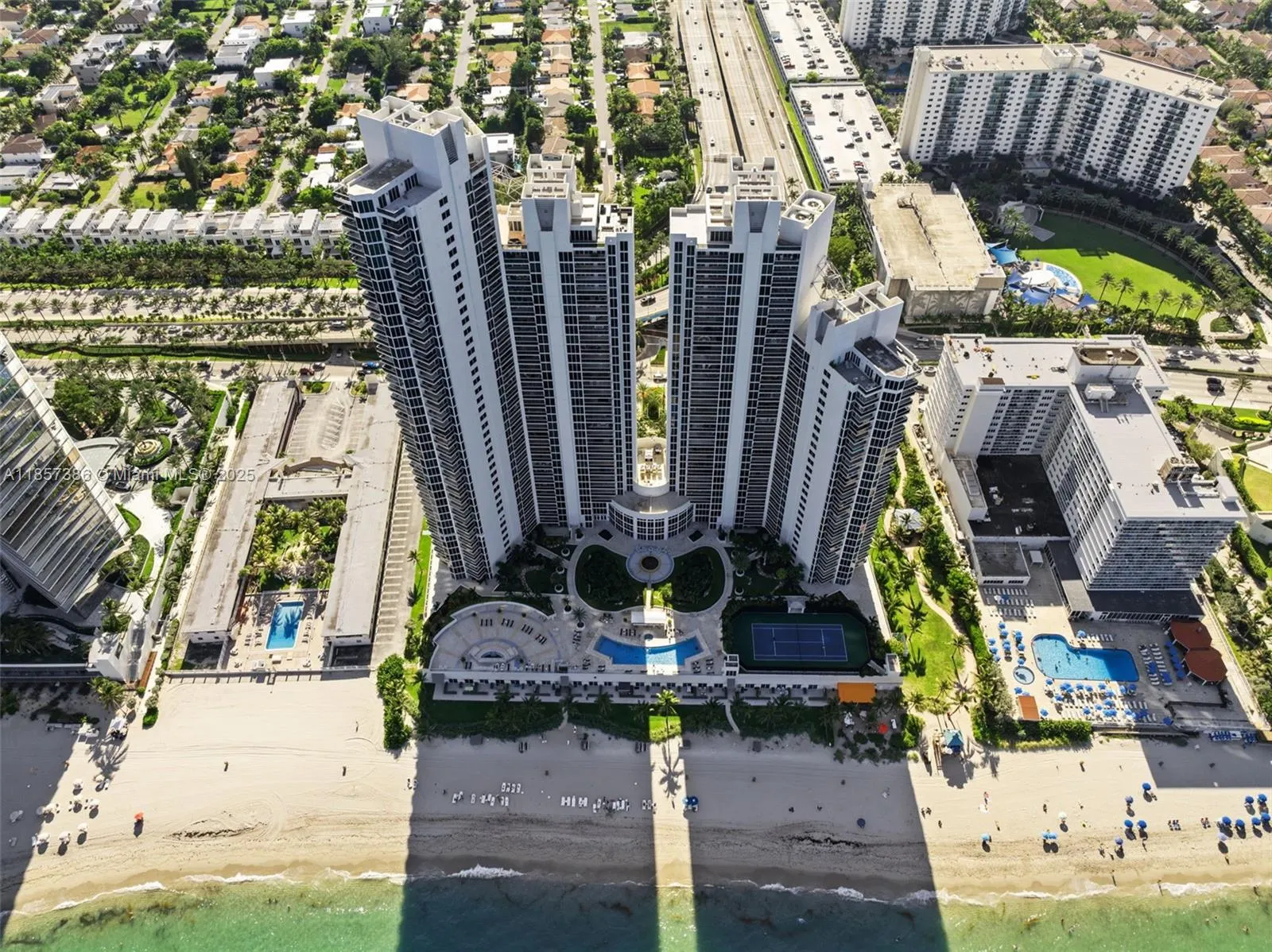 19111 Collins Ave, #2207