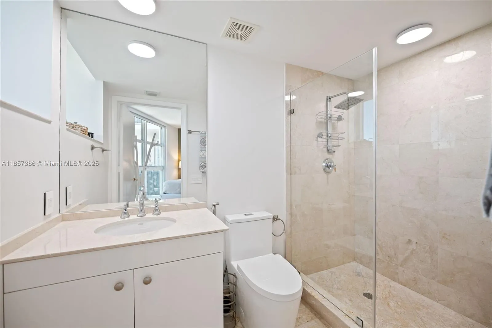 19111 Collins Ave, #2207