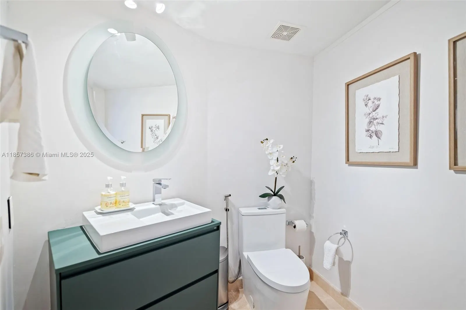 19111 Collins Ave, #2207