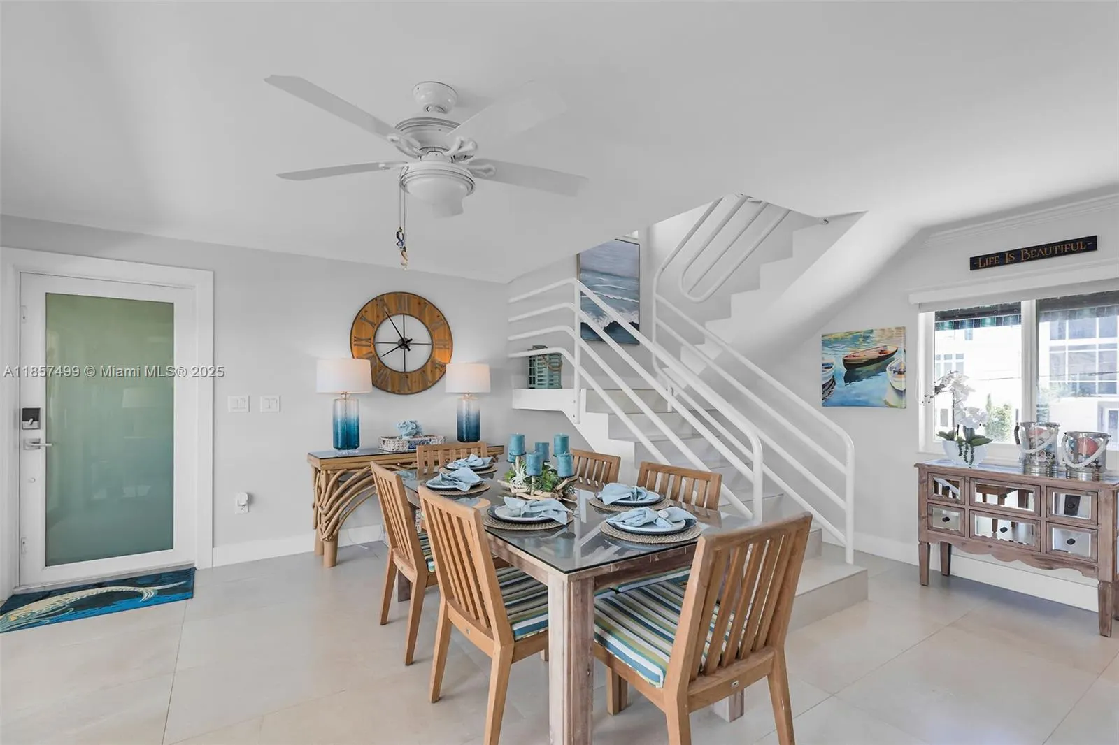 122 Court Contessa