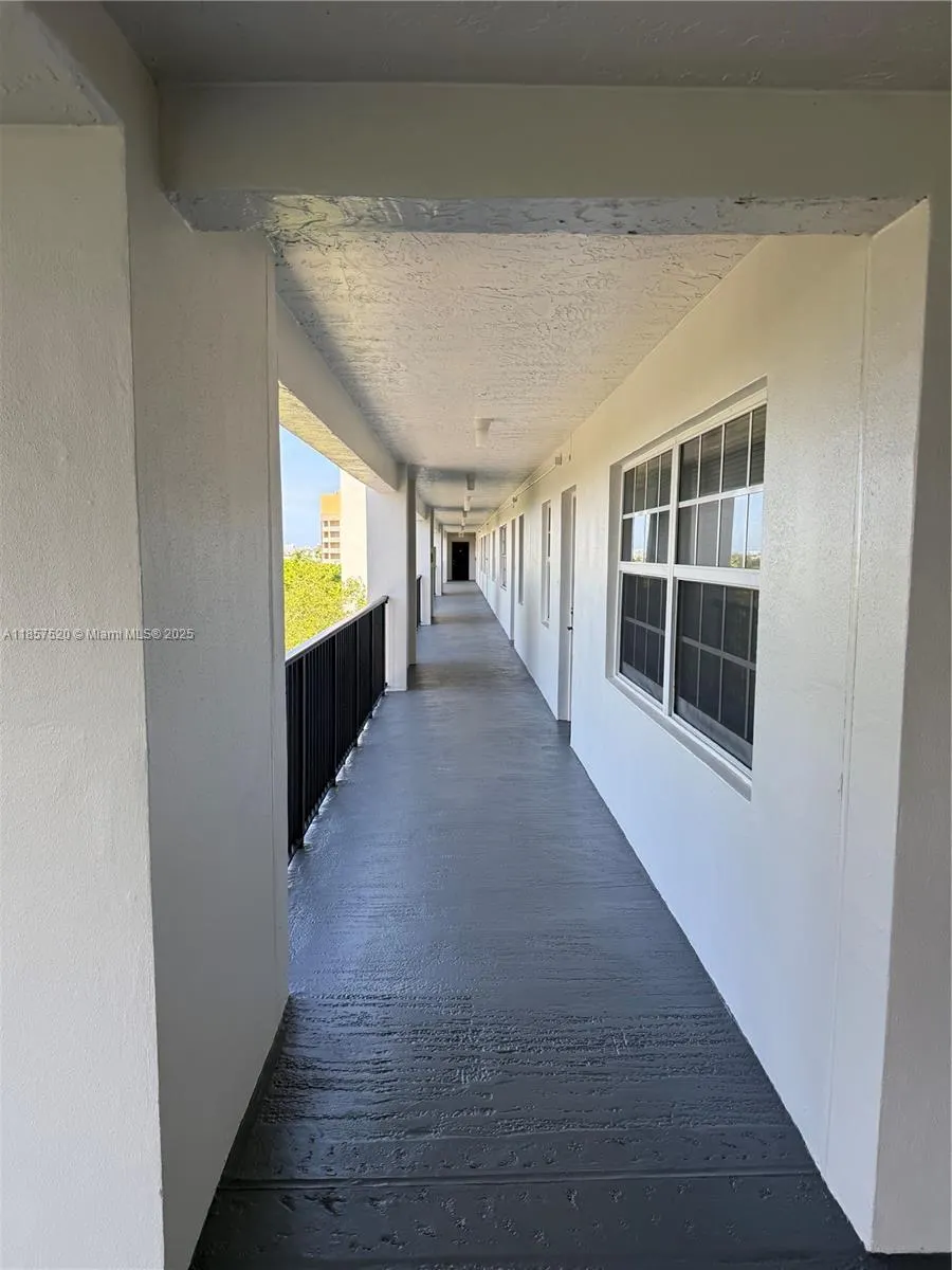 2900 N Course Dr, #609