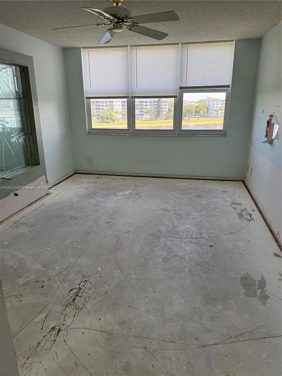 2900 N Course Dr, #609