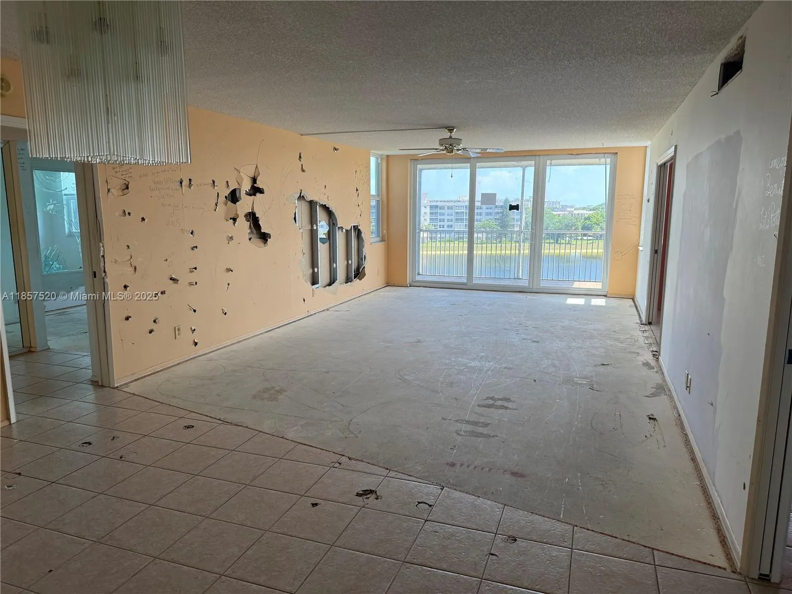 2900 N Course Dr, #609