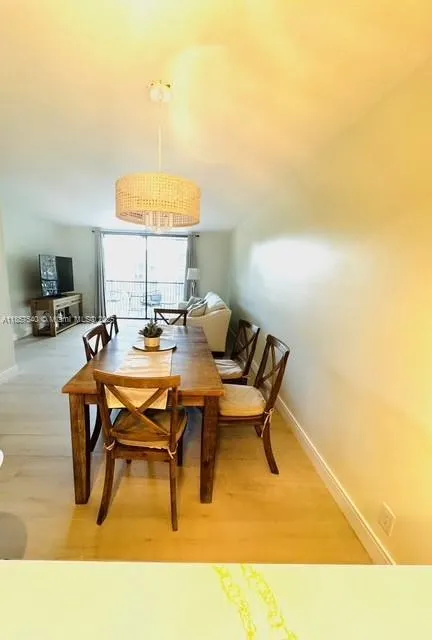 10501 W Broward Blvd, #303