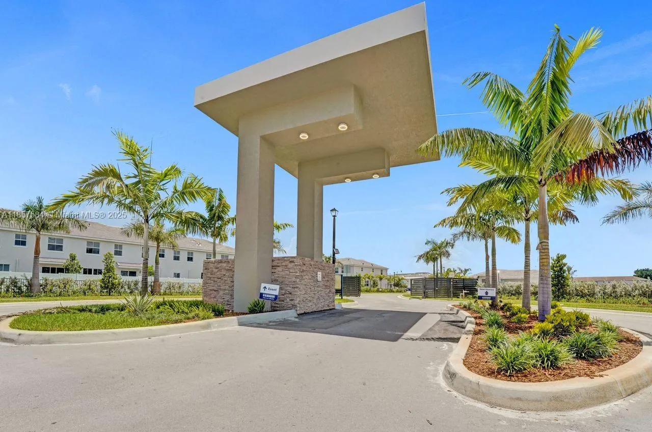 133 SW 171st Way