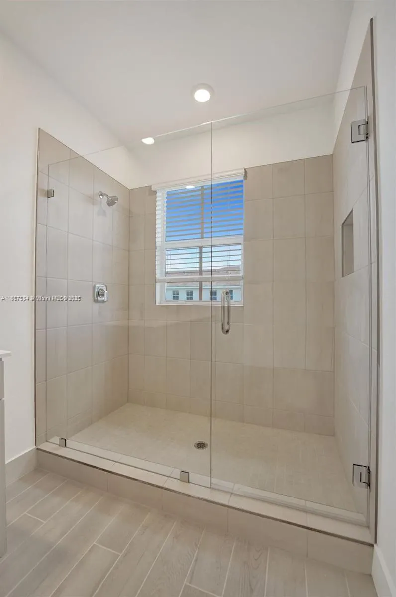 133 SW 171st Way