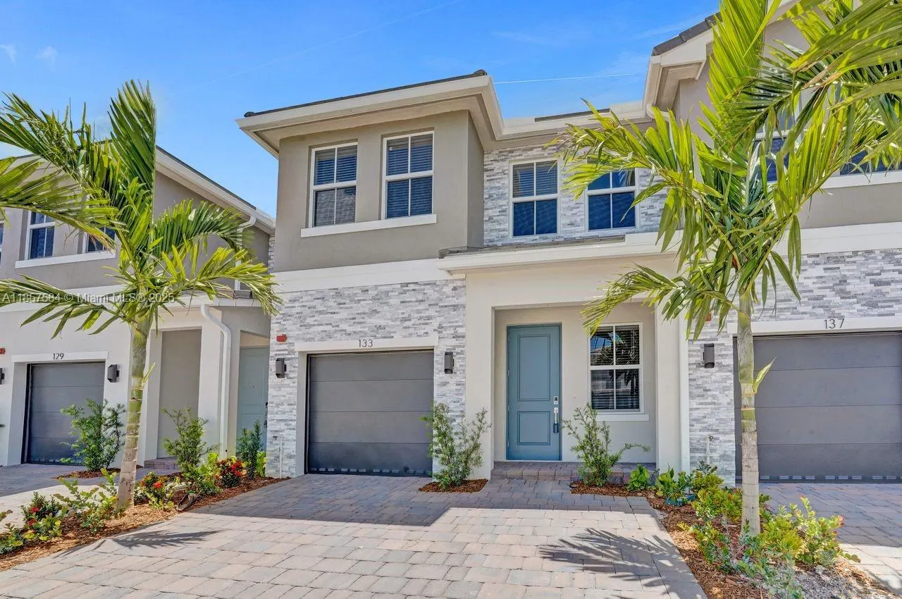 133 SW 171st Way