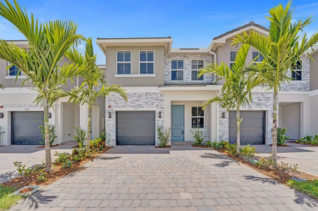 133 SW 171st Way
