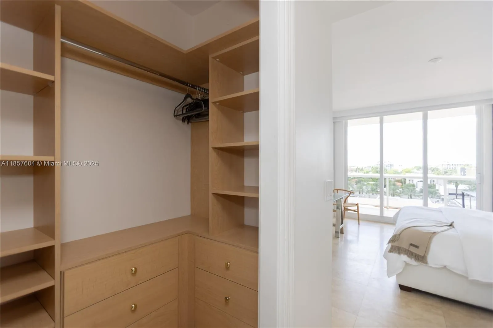 9595 Collins Ave, #N6-F