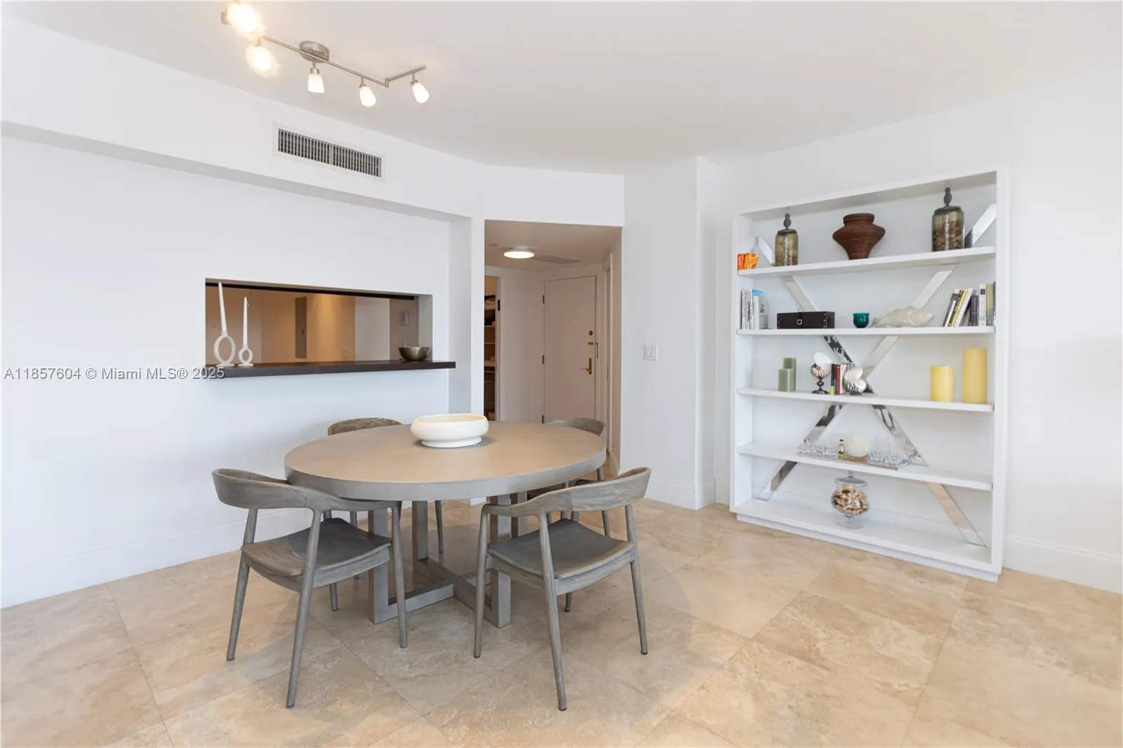 9595 Collins Ave, #N6-F