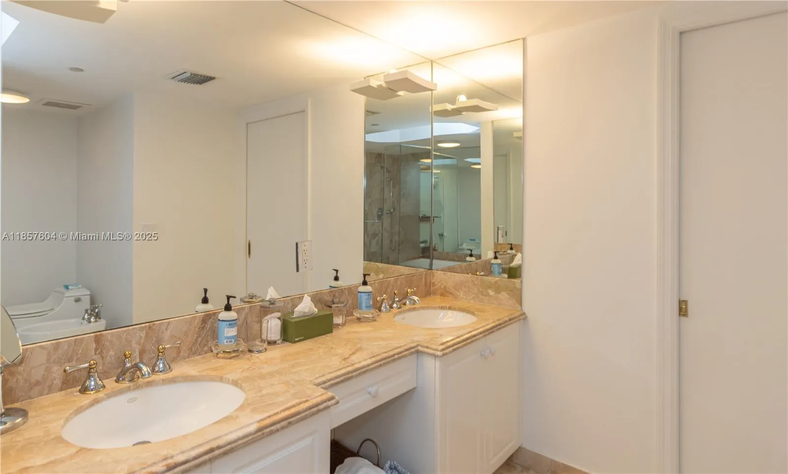 9595 Collins Ave, #N6-F