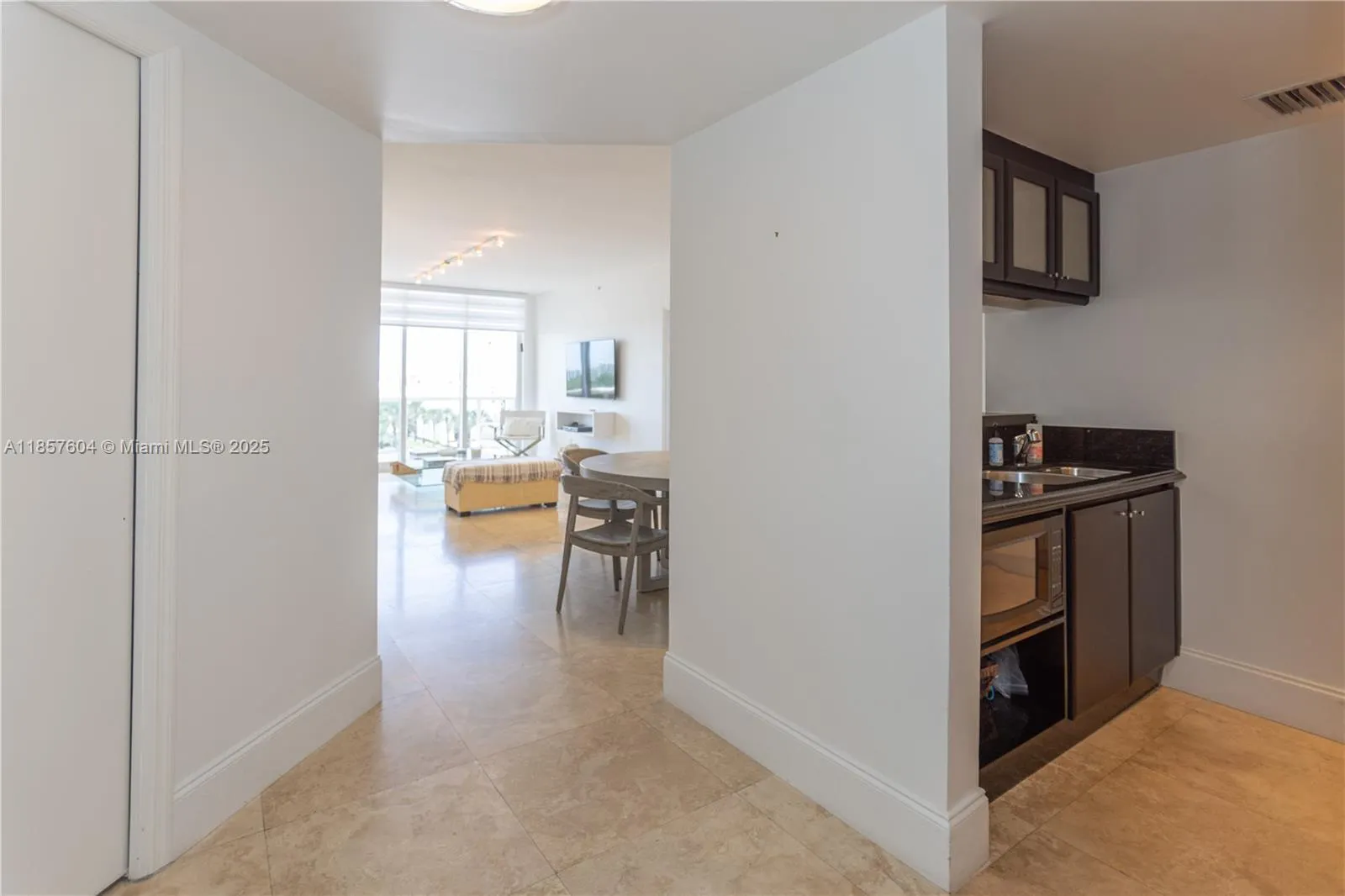 9595 Collins Ave, #N6-F