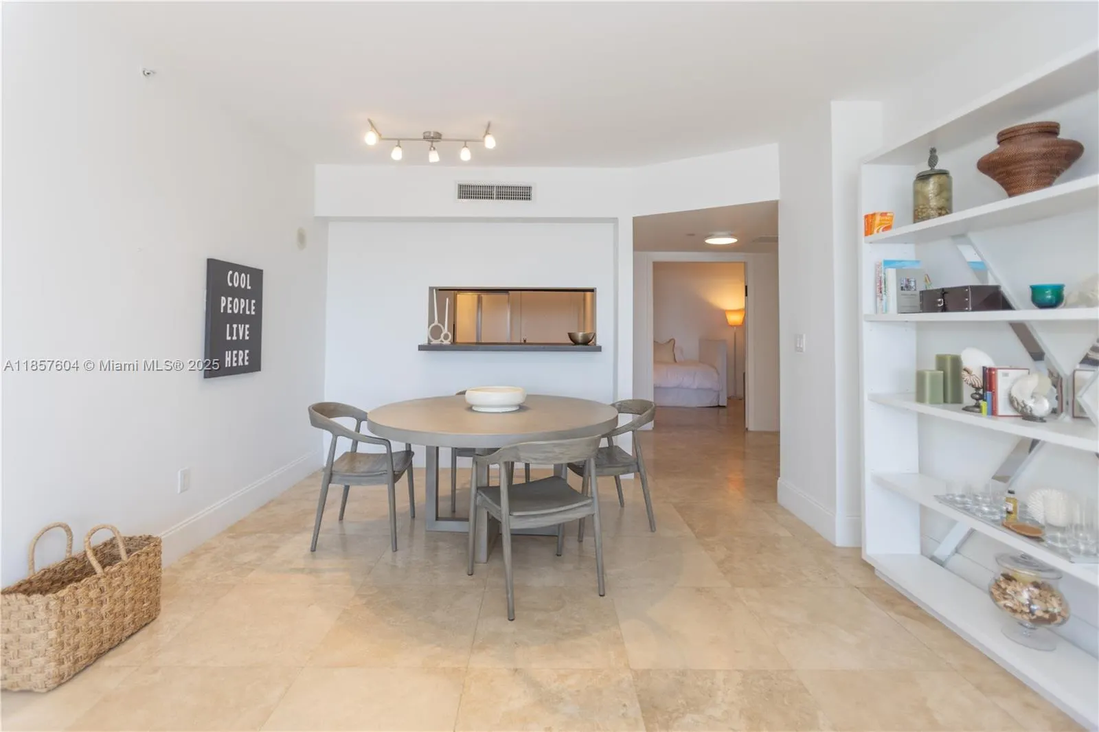 9595 Collins Ave, #N6-F